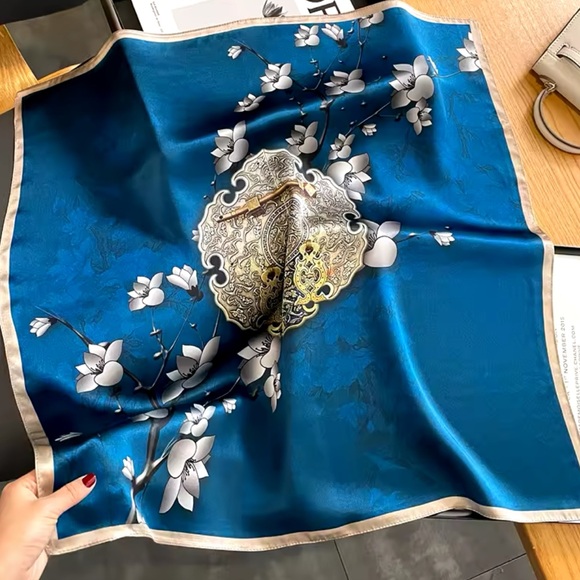 100% Pure Silk Satin Scarf High-Quality - Square Scarves. Bag Wrist/Scarf - Picture 2 of 6